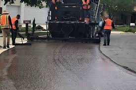 Best Asphalt Driveway Installation  in Warrensburg, IL